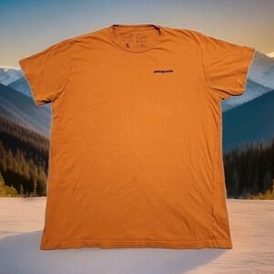 Patagonia T-Shirt Mens XL Slim Orange P-6 Logo Orangic Cotton Short Sleeve